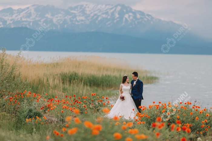 rem cem beysehir tarlalarinda ve beysehir golunde dugun fotograflari 23