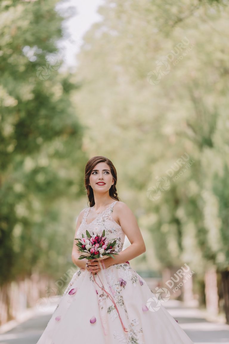 İlker & Sefa   Meram Bağları Nişan Fotoğrafları 03