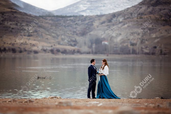 İlknur & Alparslan   Kış Mevsimi Karda Nişan Fotoğrafları 09