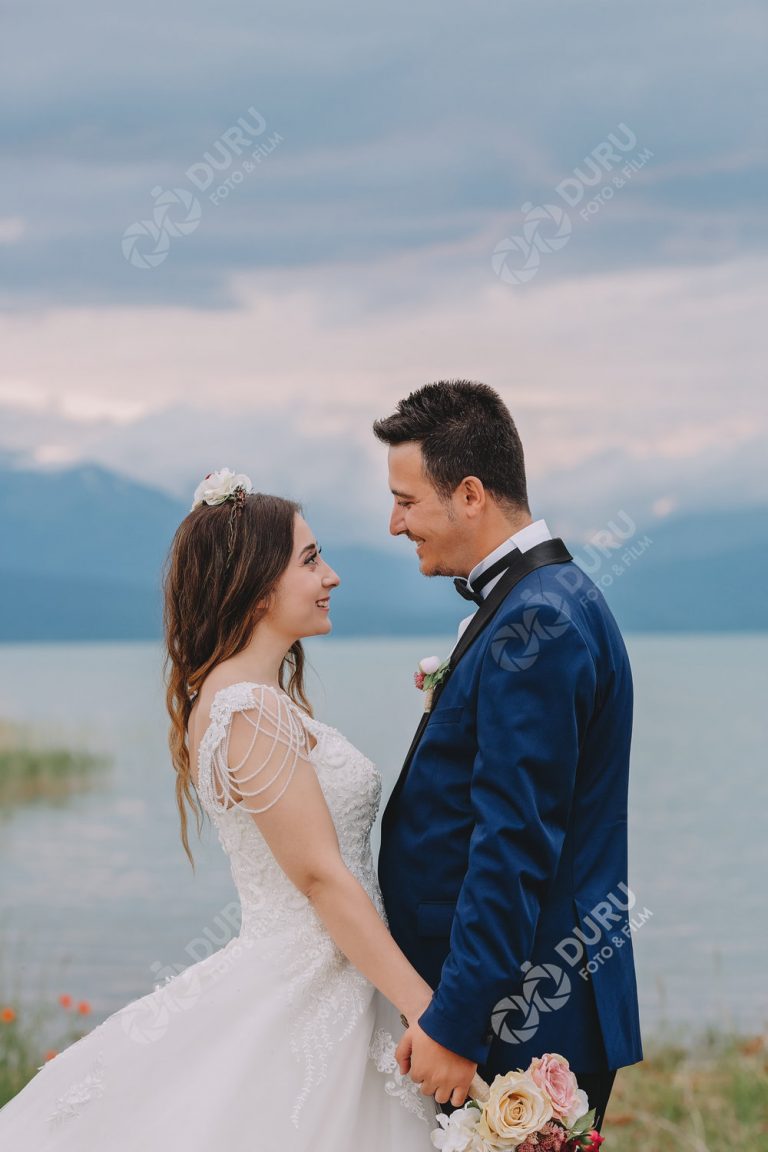 İrem & Cem   Beyşehir Tarlalarında ve Beyşehir Gölünde Düğün Fotoğrafları 25