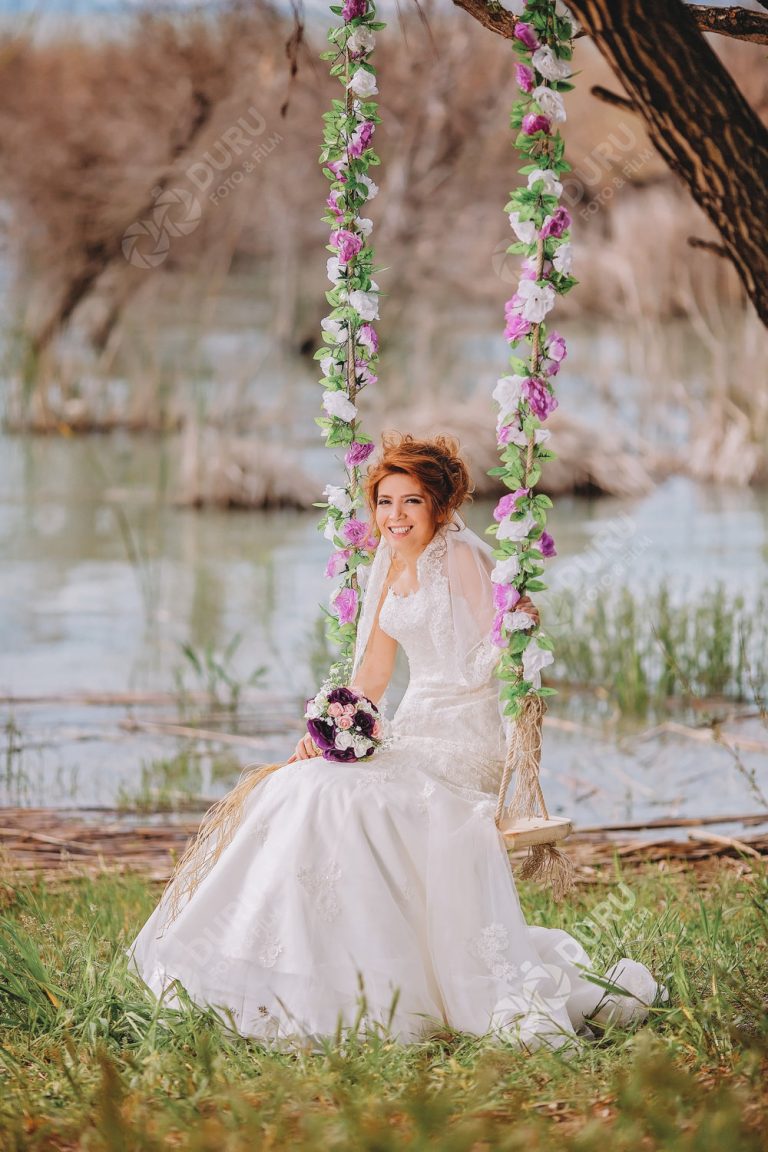 Miray & Mustafa   Konya Beyşehir Çiçek Tarlalarında ve Göde Düğün Fotoğrafları 09