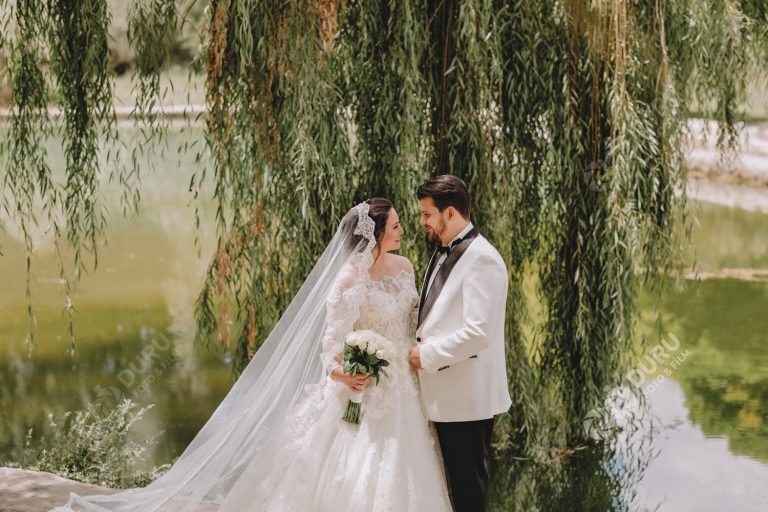 Aygül & Abdullah   Beyşehir Düğün Hikayesi Fotoğrafları   Romantik Dış Çekim Pozları 08