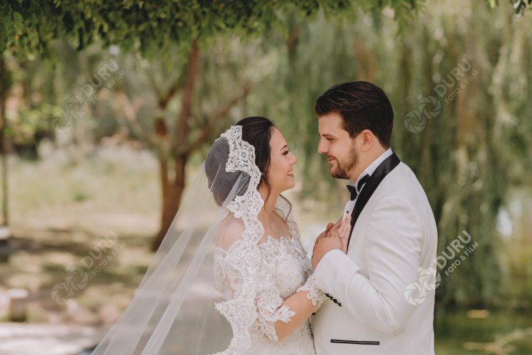 Aygül & Abdullah   Beyşehir Düğün Hikayesi Fotoğrafları   Romantik Dış Çekim Pozları 10