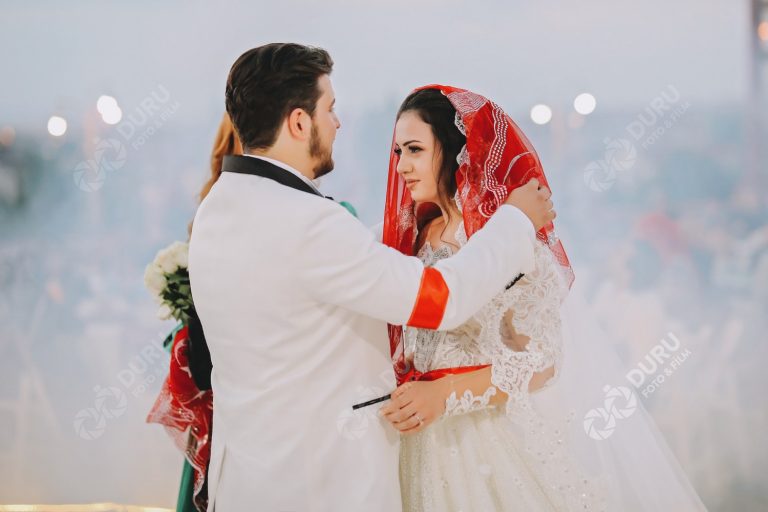 Aygül & Abdullah   Beyşehir Düğün Hikayesi Fotoğrafları   Romantik Dış Çekim Pozları 23