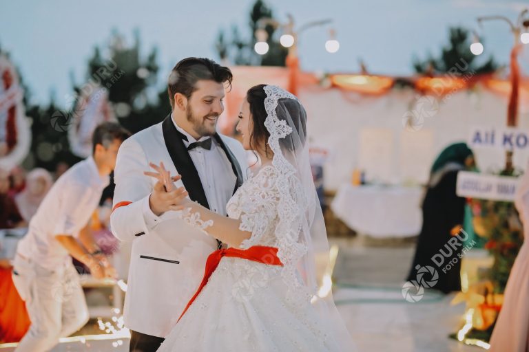 Aygül & Abdullah   Beyşehir Düğün Hikayesi Fotoğrafları   Romantik Dış Çekim Pozları 26