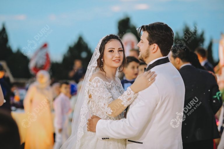 Aygül & Abdullah   Beyşehir Düğün Hikayesi Fotoğrafları   Romantik Dış Çekim Pozları 29