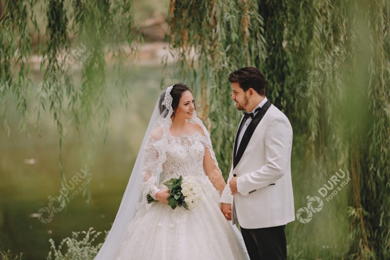 Aygül & Abdullah   Beyşehir Düğün Hikayesi Fotoğrafları   Romantik Dış Çekim Pozları 37