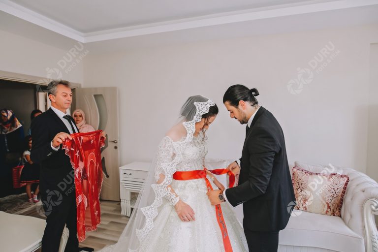 Aygül & Abdullah   Beyşehir Düğün Hikayesi Fotoğrafları   Romantik Dış Çekim Pozları 45