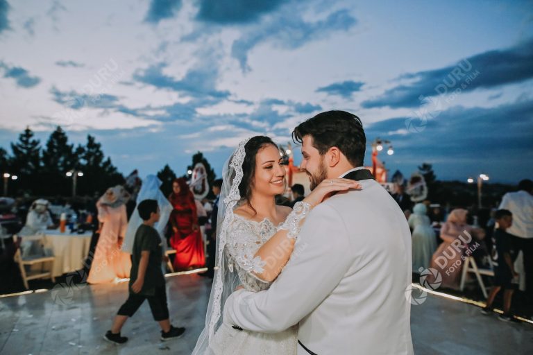 Aygül & Abdullah   Beyşehir Düğün Hikayesi Fotoğrafları   Romantik Dış Çekim Pozları 48