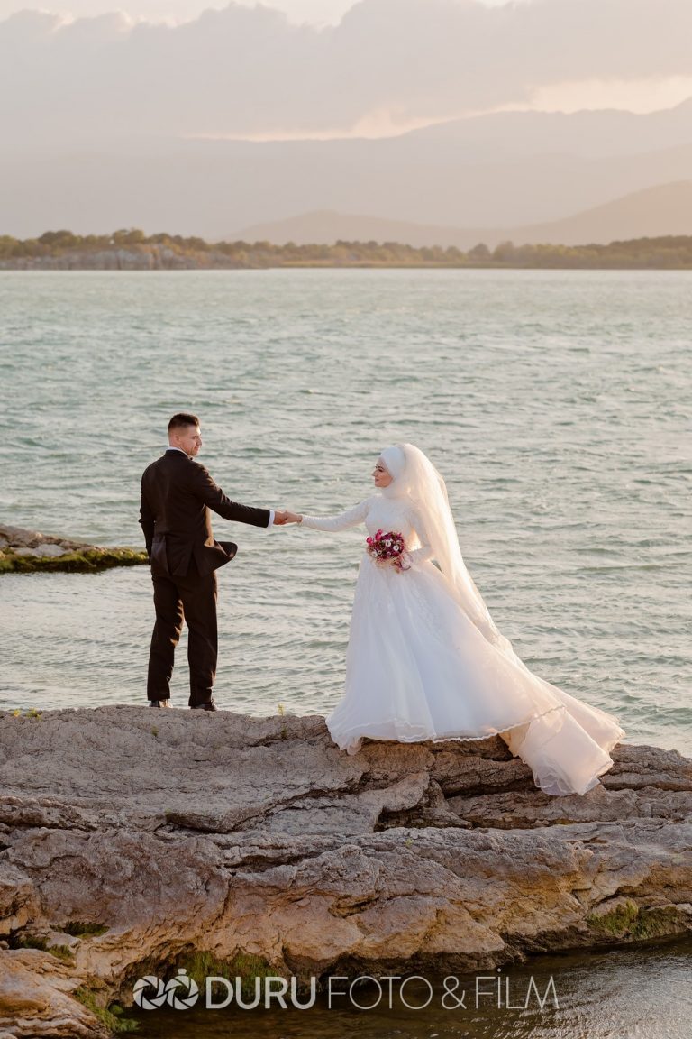 Damla & Mevlüt   Beyşehir Dış Çekim Düğün Fotoğrafları   Tesettür Düğün Pozları   23