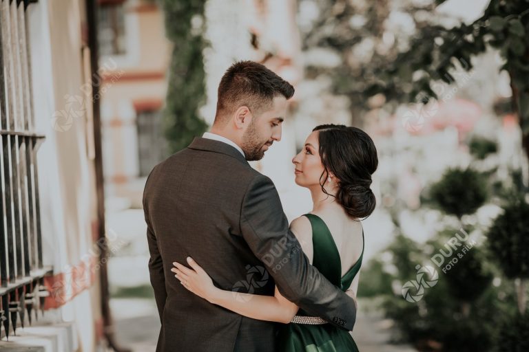 Ezgi & Cihangir   Nişan Fotoğrafları ve Pozları   2019 18